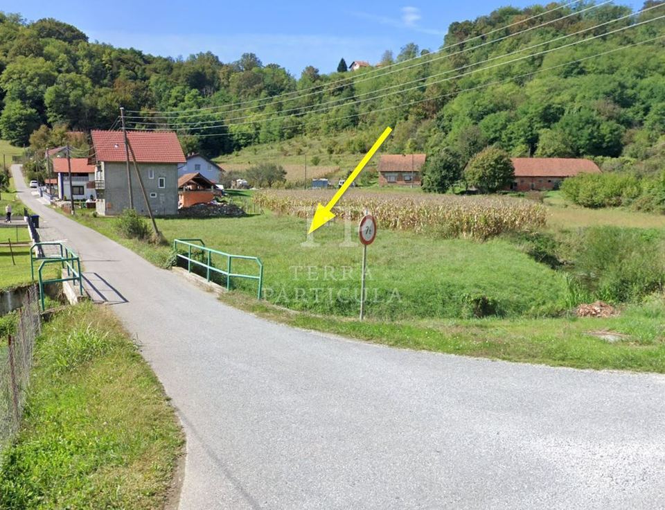 Zemljište u Sveti Križ Začretju, 725m²