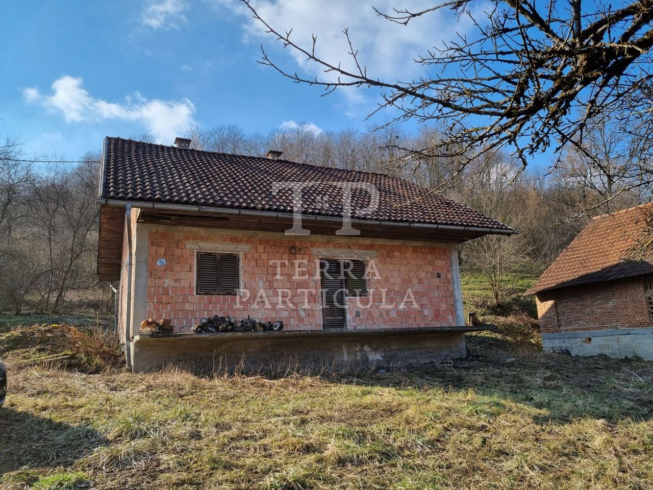 Kuća u Pregradi, 96m², 2 sobe
