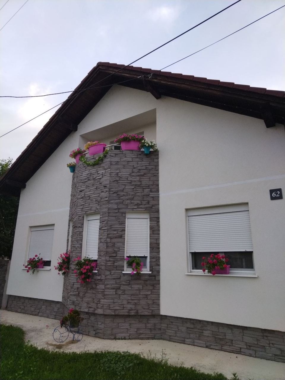 Casa u Valpovu, 224m², 2 sobe, slika 2
