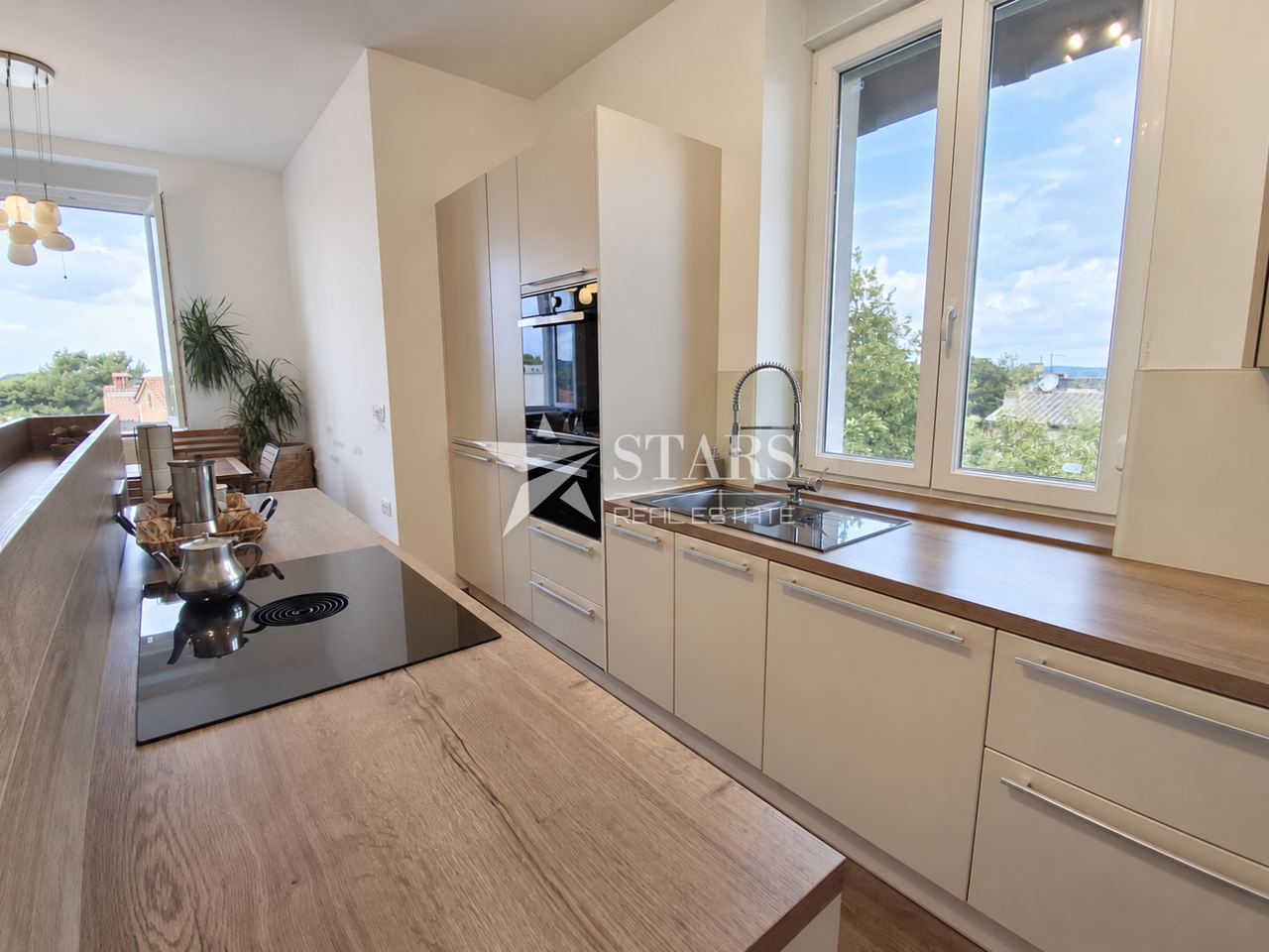Stan u Puli, 130.88m², 3 sobe, slika 3