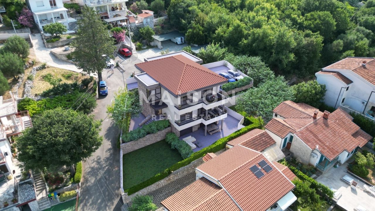 Wohnung u Crikvenici, 130m², 3 sobe, slika 2