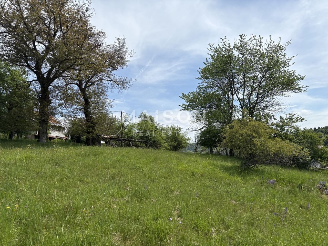 Land u Vrbovsku, 1280m²