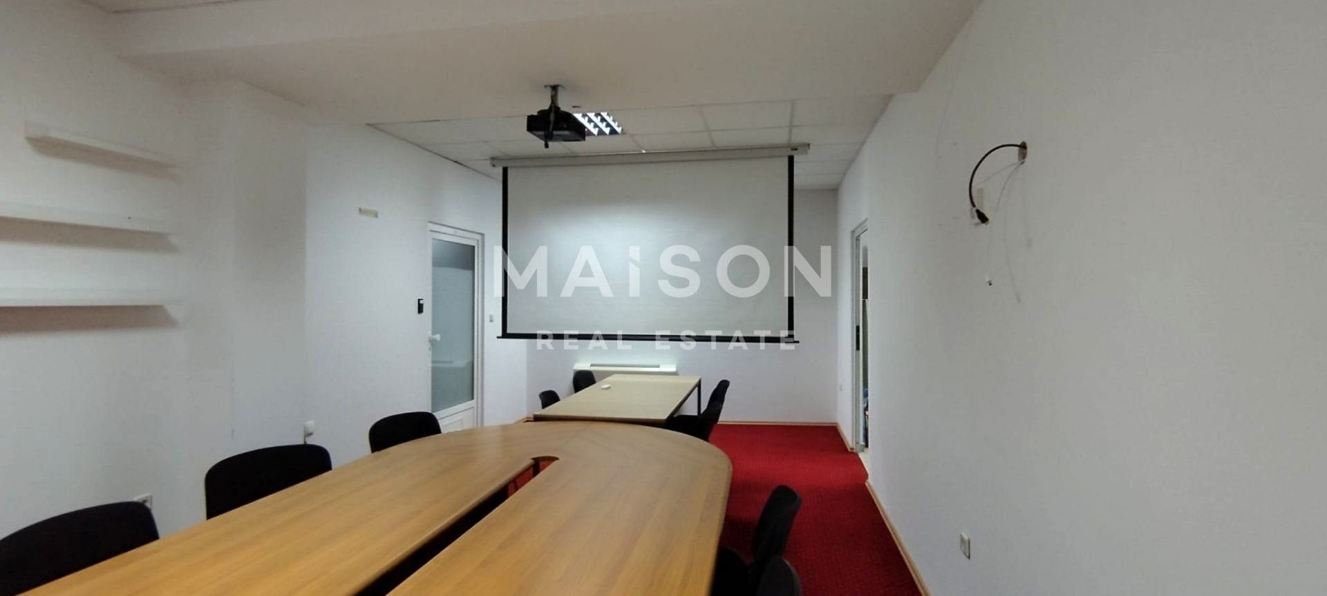 Locale commerciale u Rijeci, 325m²