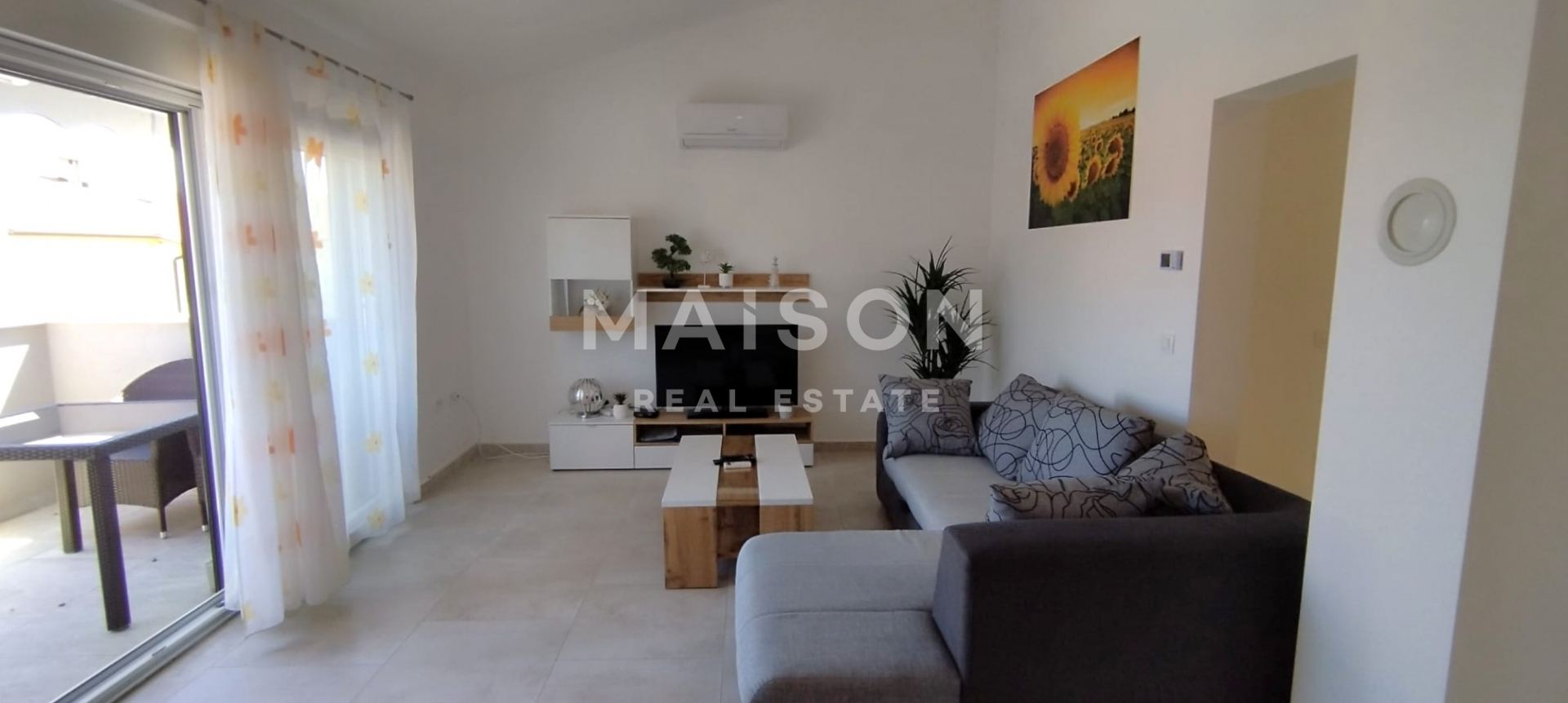 Stan u Dobrinju, 68m², 2 sobe, slika 2