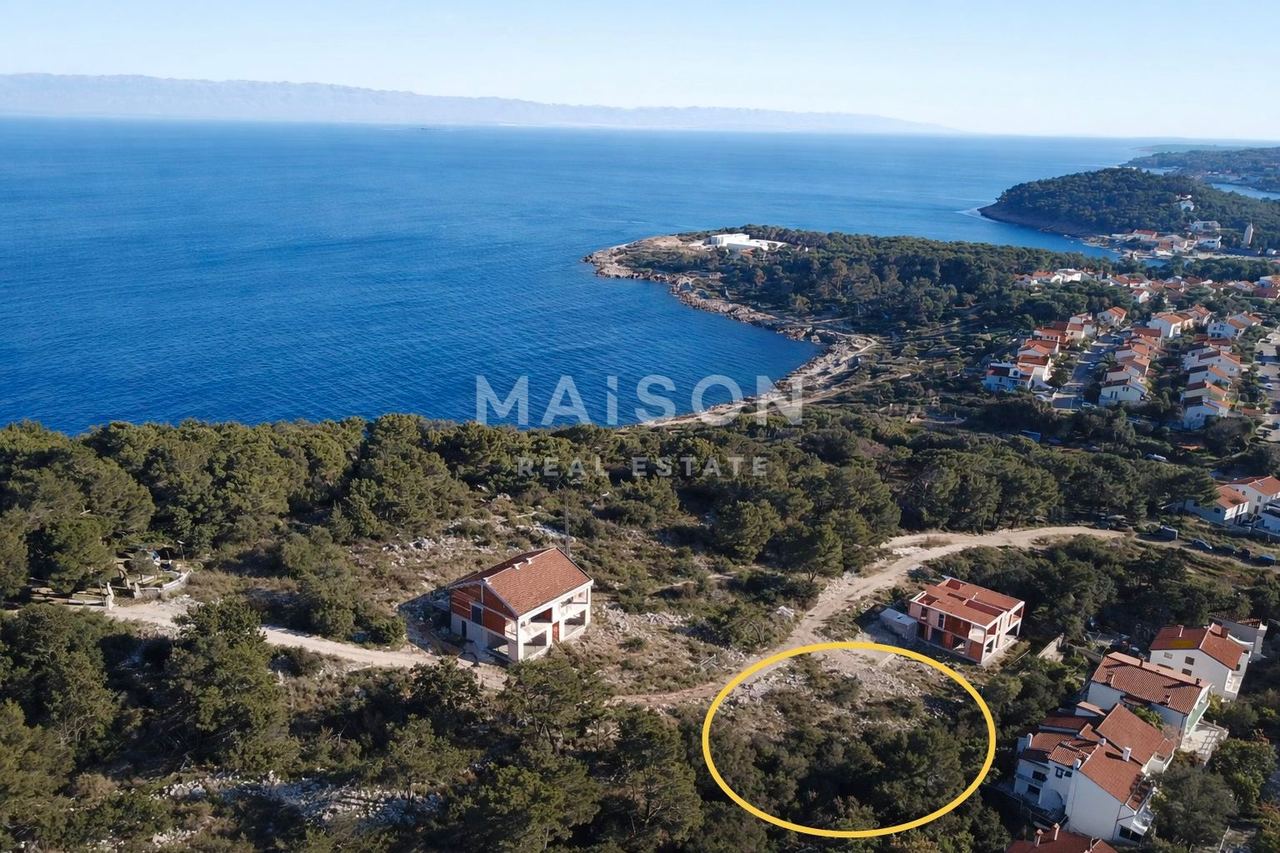 Terreno u Mali Lošinju, 581m²