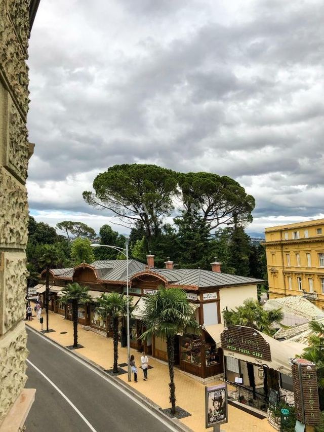 Apartment u Opatiji, 103.6m², 4 sobe