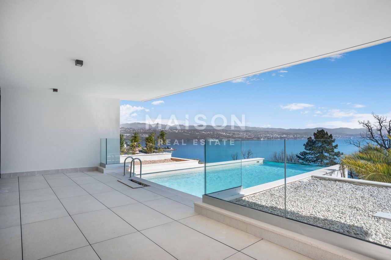 Appartamento u Opatiji, 238.01m², 3 sobe