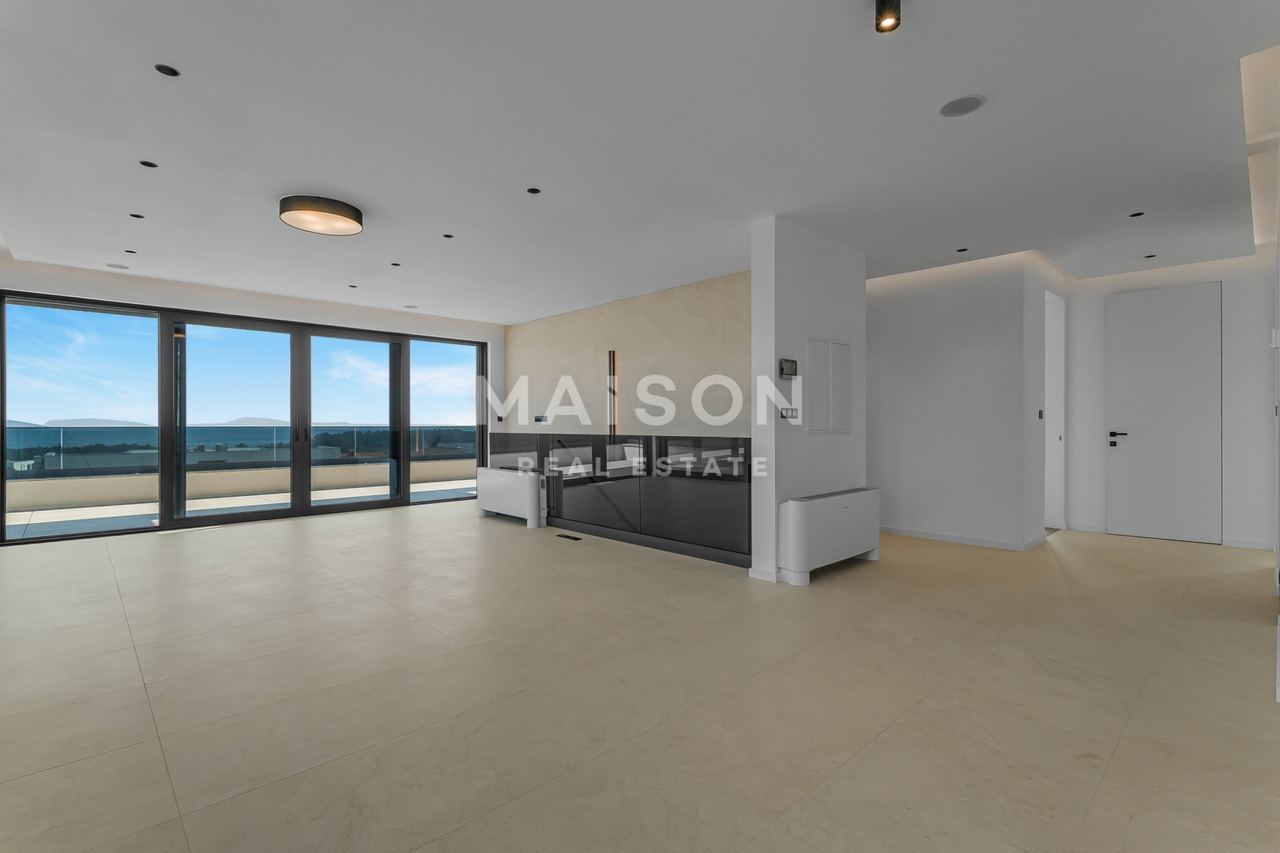 Appartamento u Krku, 224.62m², 3 sobe, slika 3