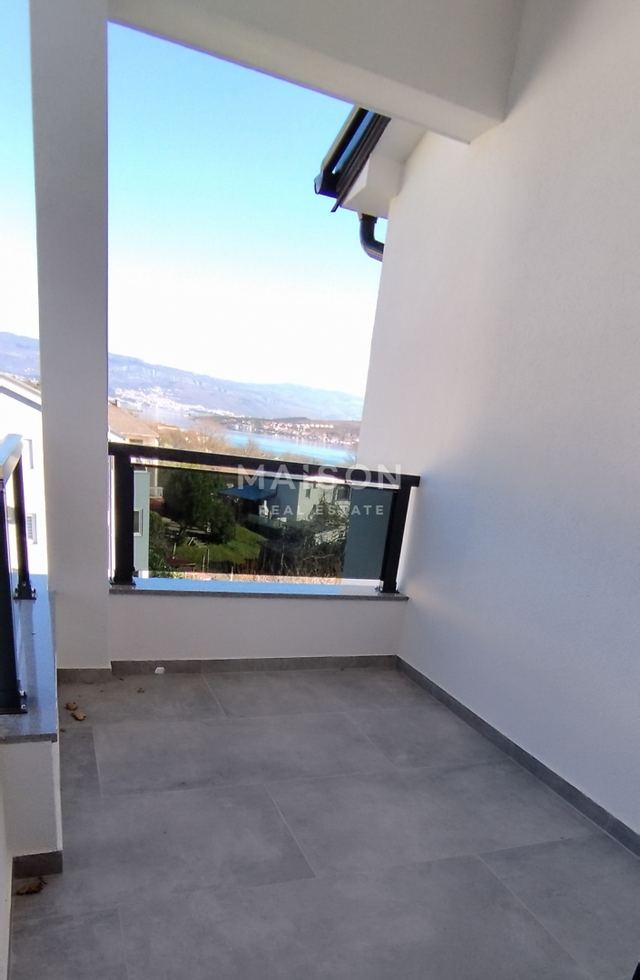 Wohnung u Krku, 68m², 2 sobe