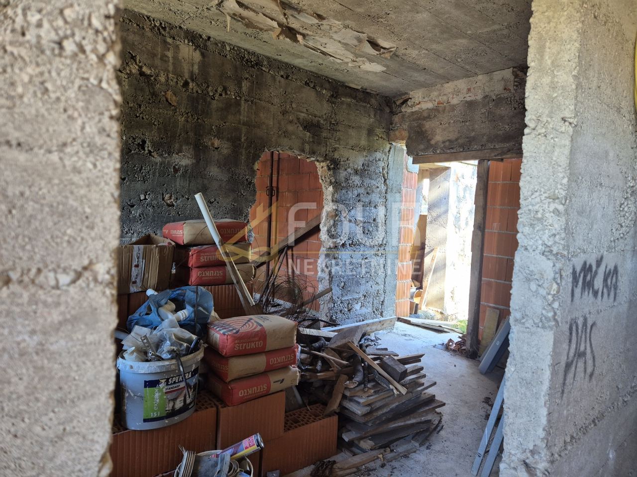 Casa u Jelenju, 150m², slika 2