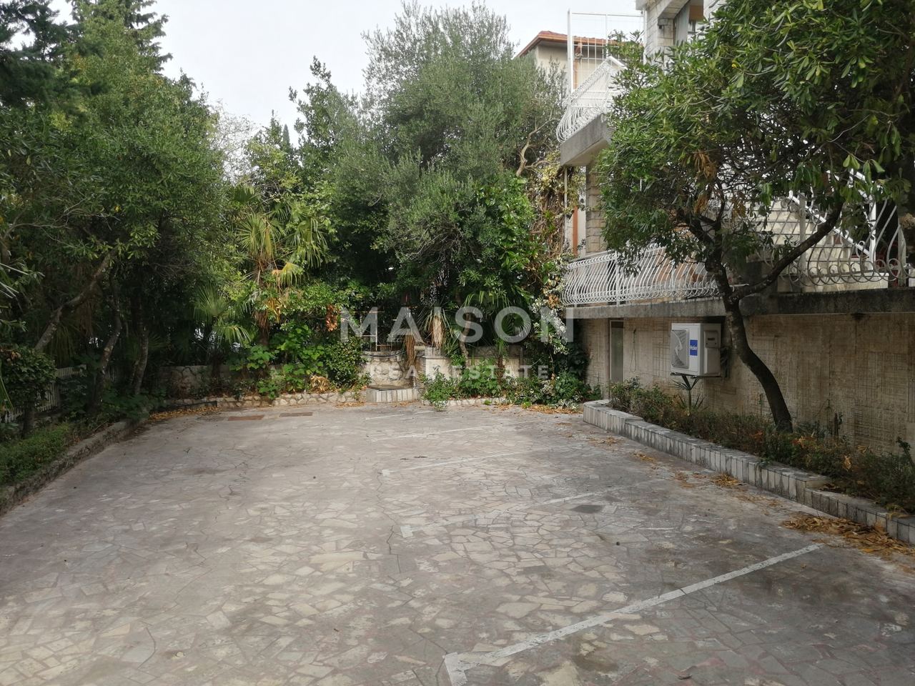 Haus u Crikvenici, 570m², 10 soba, slika 4