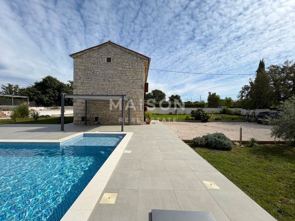 Casa u Svetvinčenatu, 226m², 4 sobe