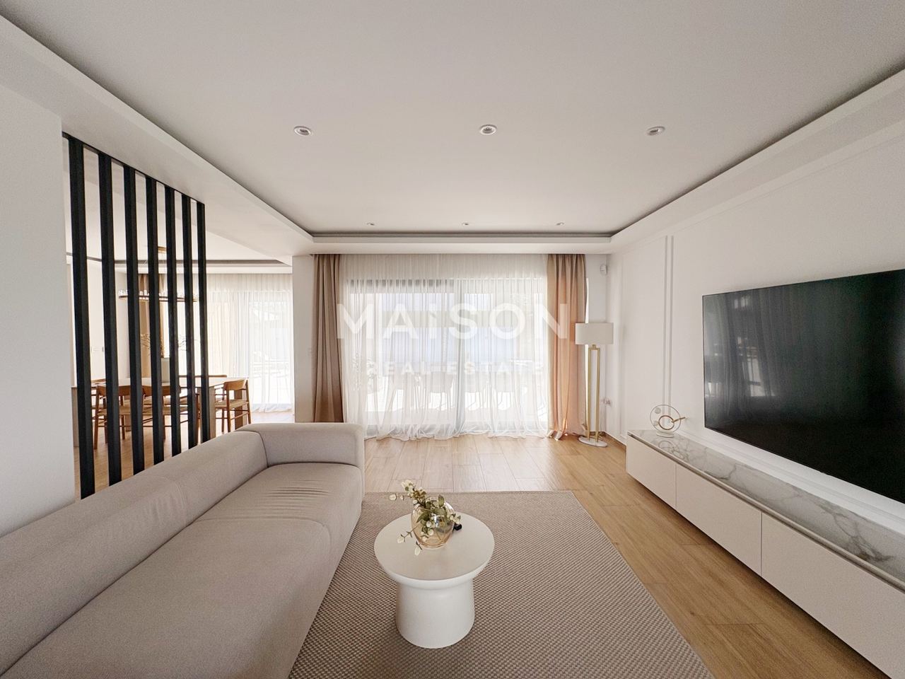 Casa u Pola (Pula)u, 250m², 4 sobe, slika 5