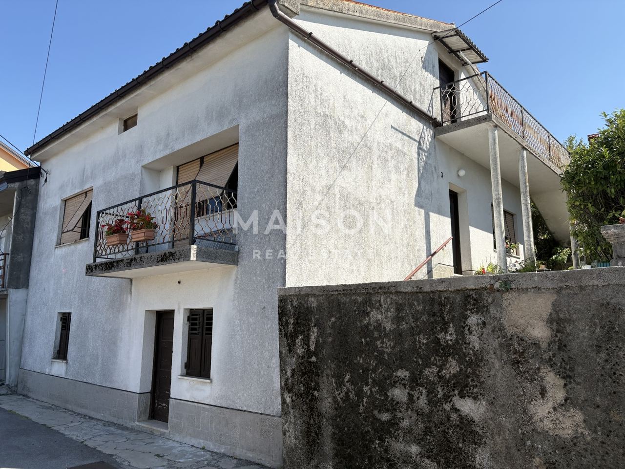 Kuća u Viškovu, 240m², 5 soba