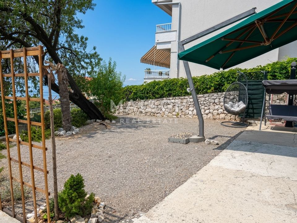 Casa u Kostreni, 150m², 2 sobe, slika 4