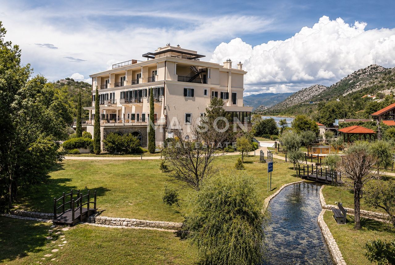 House u Senju, 3466m², 22 sobe, slika 5