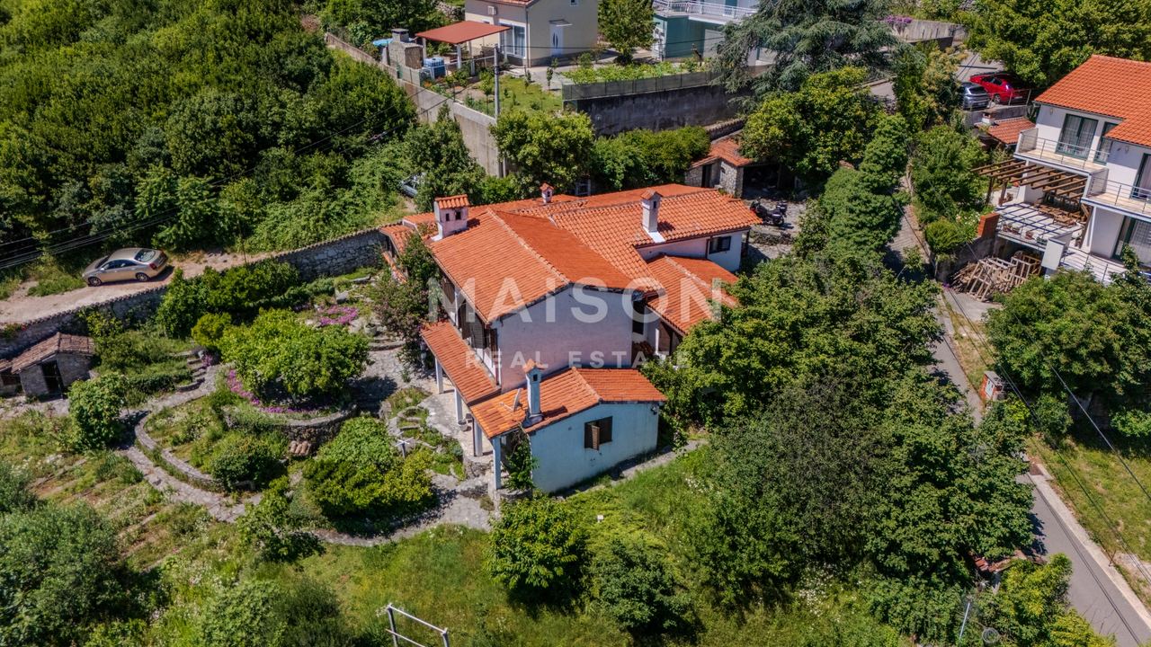 Haus u Opatiji, 350m², slika 3
