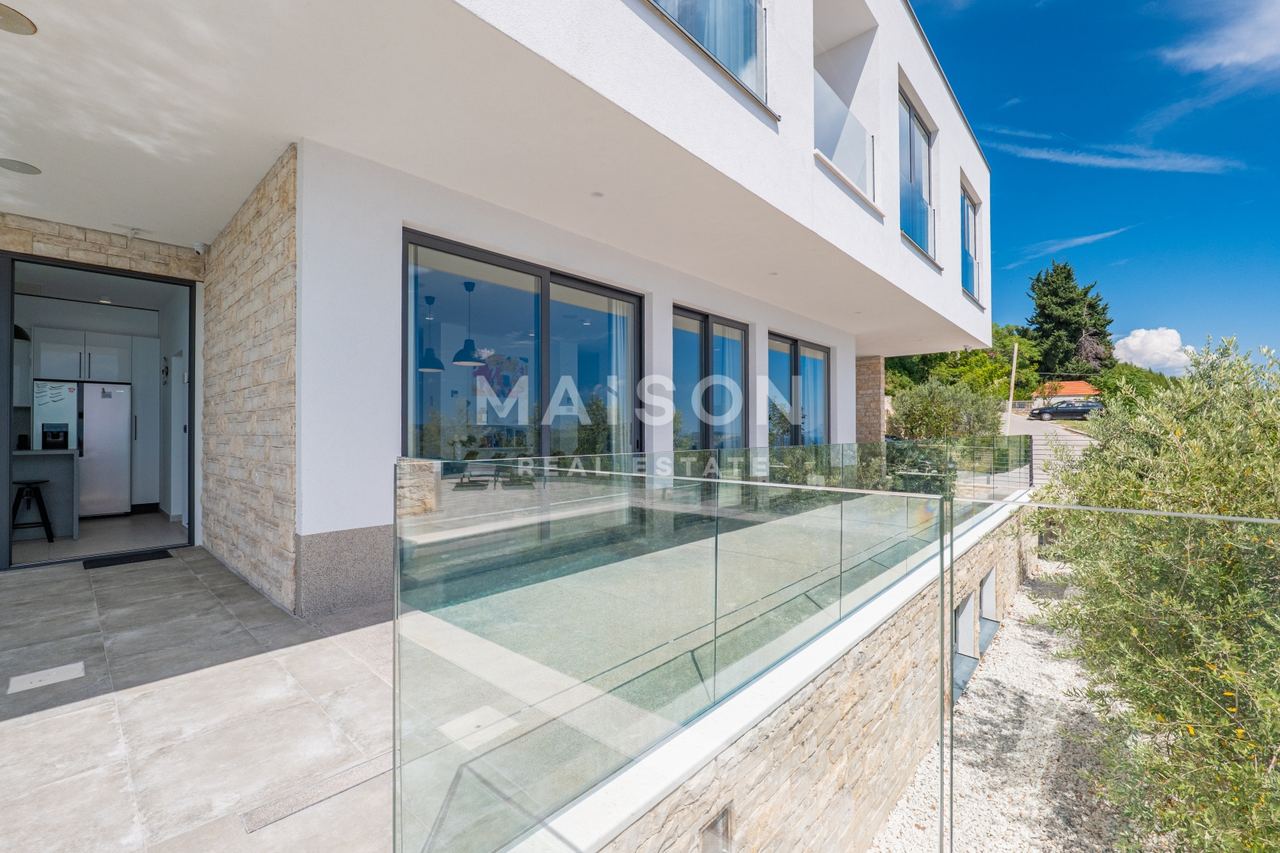 Kuća u Omišu, 356m², 4 sobe, slika 5