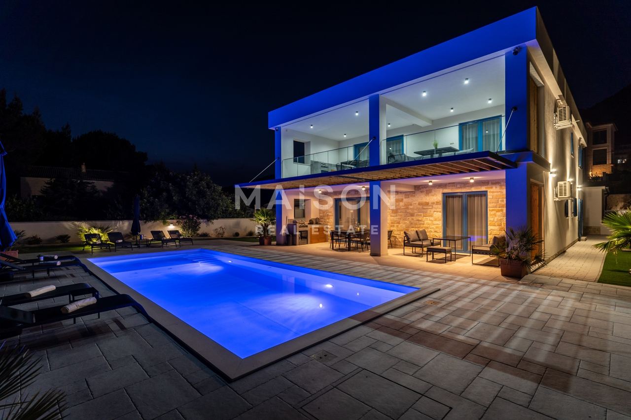 Haus u Rabu, 300m², 4 sobe, slika 5