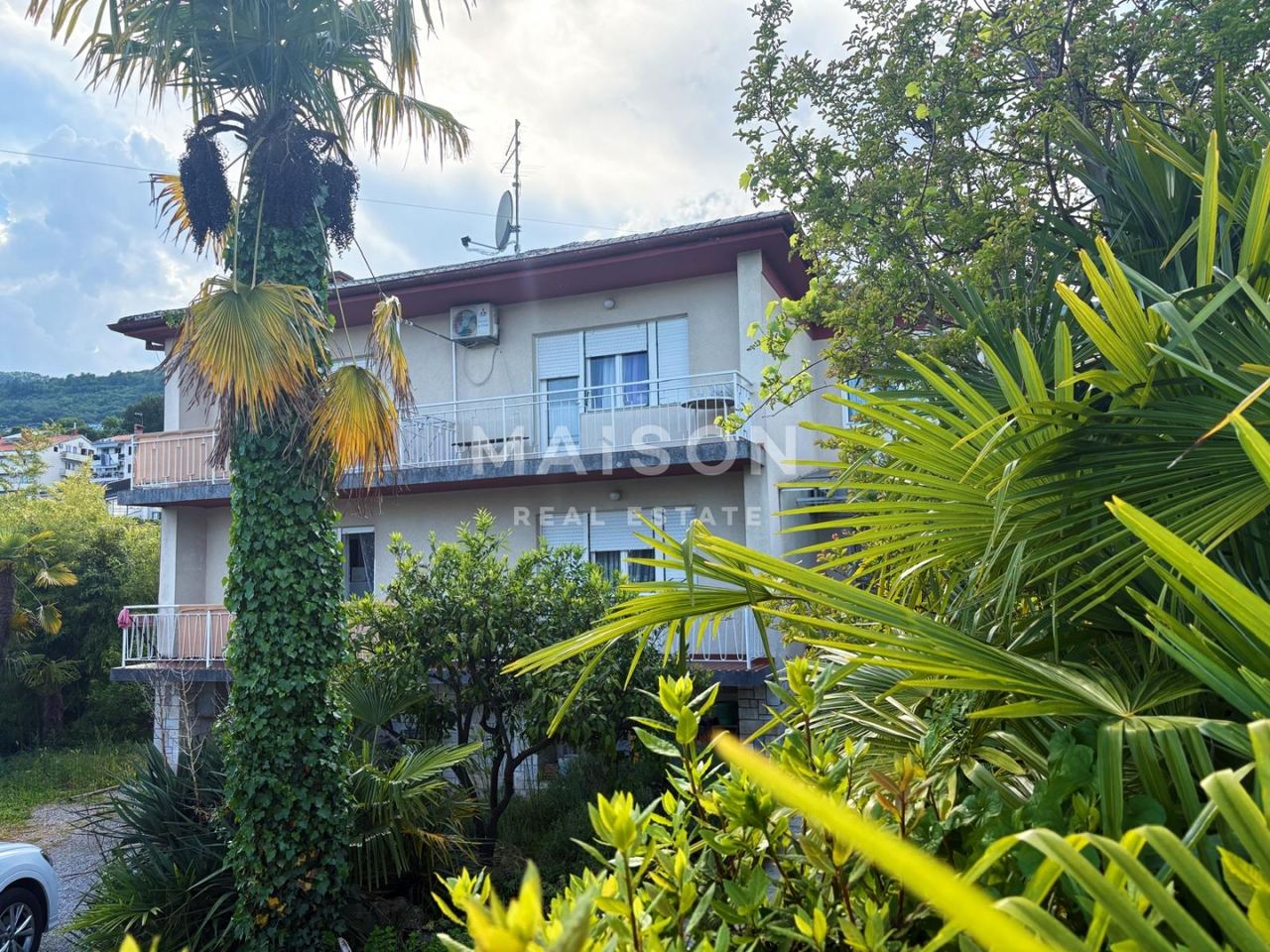 Kuća u Lovranu, 270m², 8 soba, slika 3