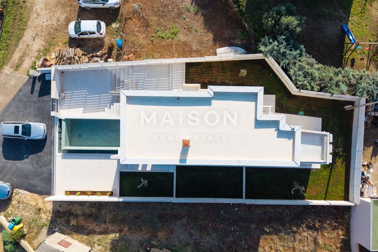 Kuća u Ližnjanu, 140m², 2 sobe, slika 3