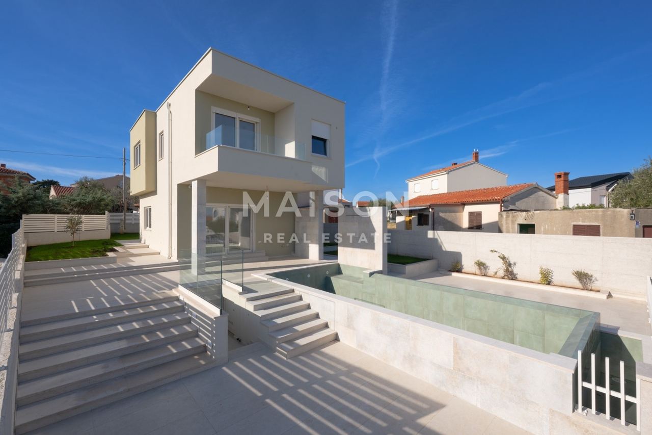 Kuća u Ližnjanu, 140m², 2 sobe, slika 4