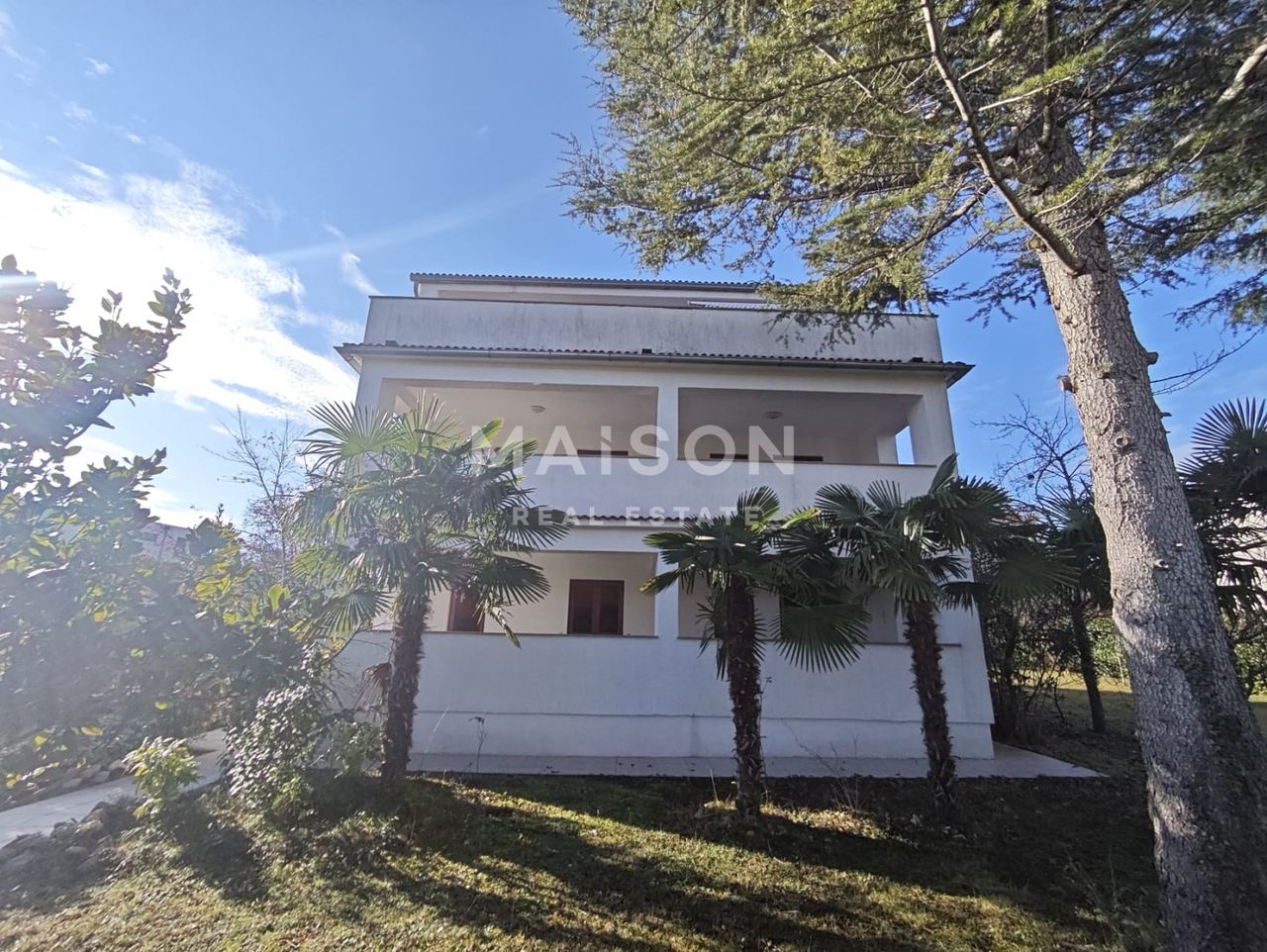 House u Malinskoj - Dubašnici, 450m², 6 soba, slika 3