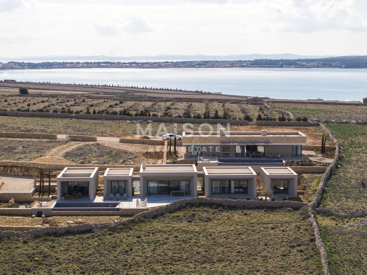 House u Povljani, 400m², 4 sobe, slika 3