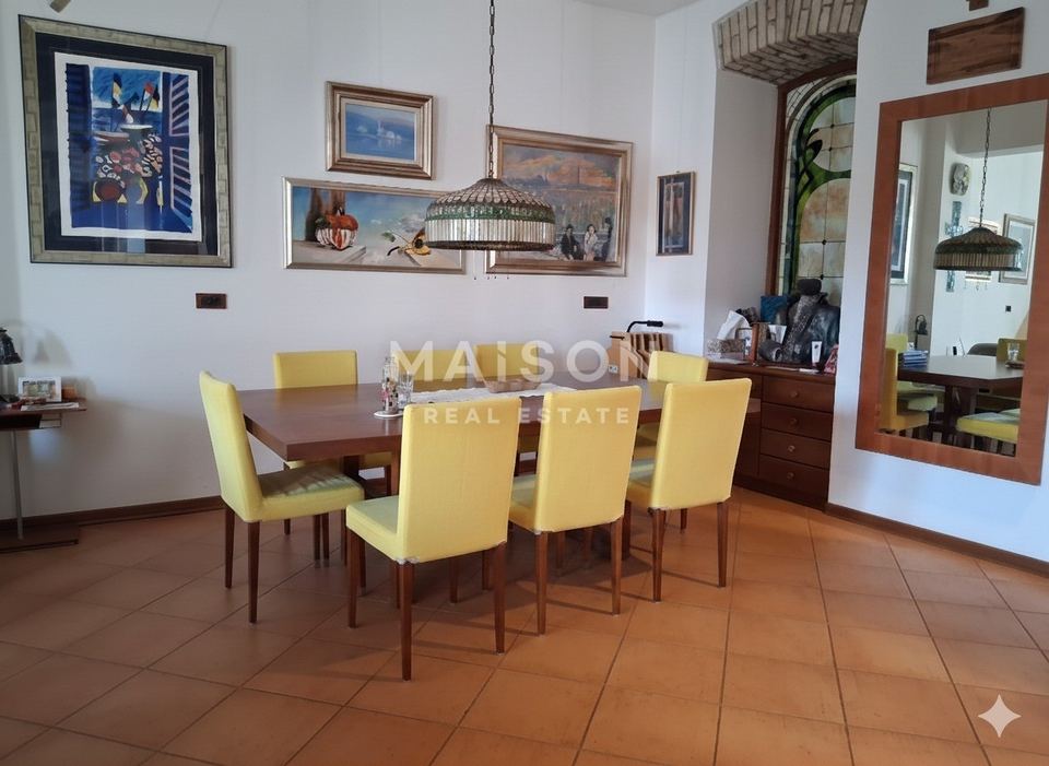 Haus u Rijeci, 230m², 4 sobe, slika 5