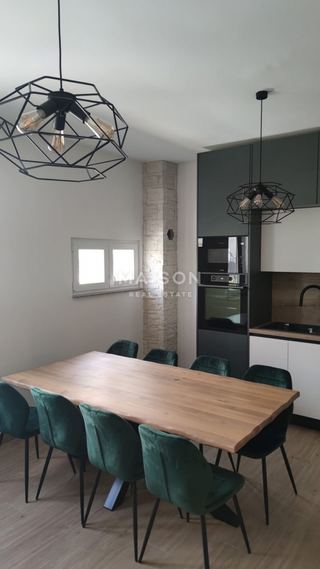 Kuća u Starigradu, 335.58m², 3 sobe, slika 4