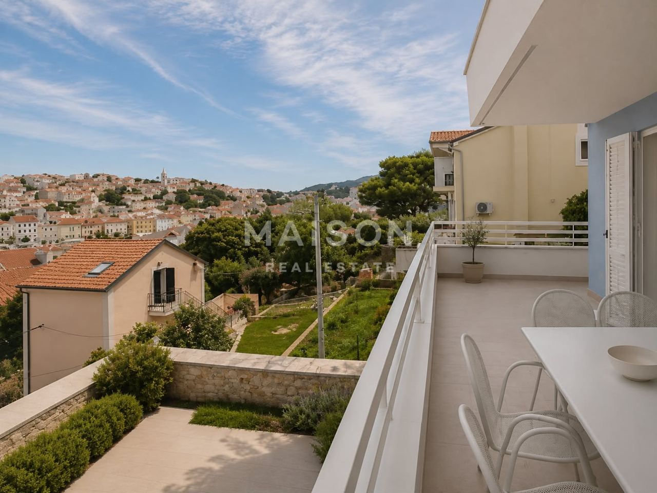 House u Mali Lošinju, 416m², 8 soba, slika 2