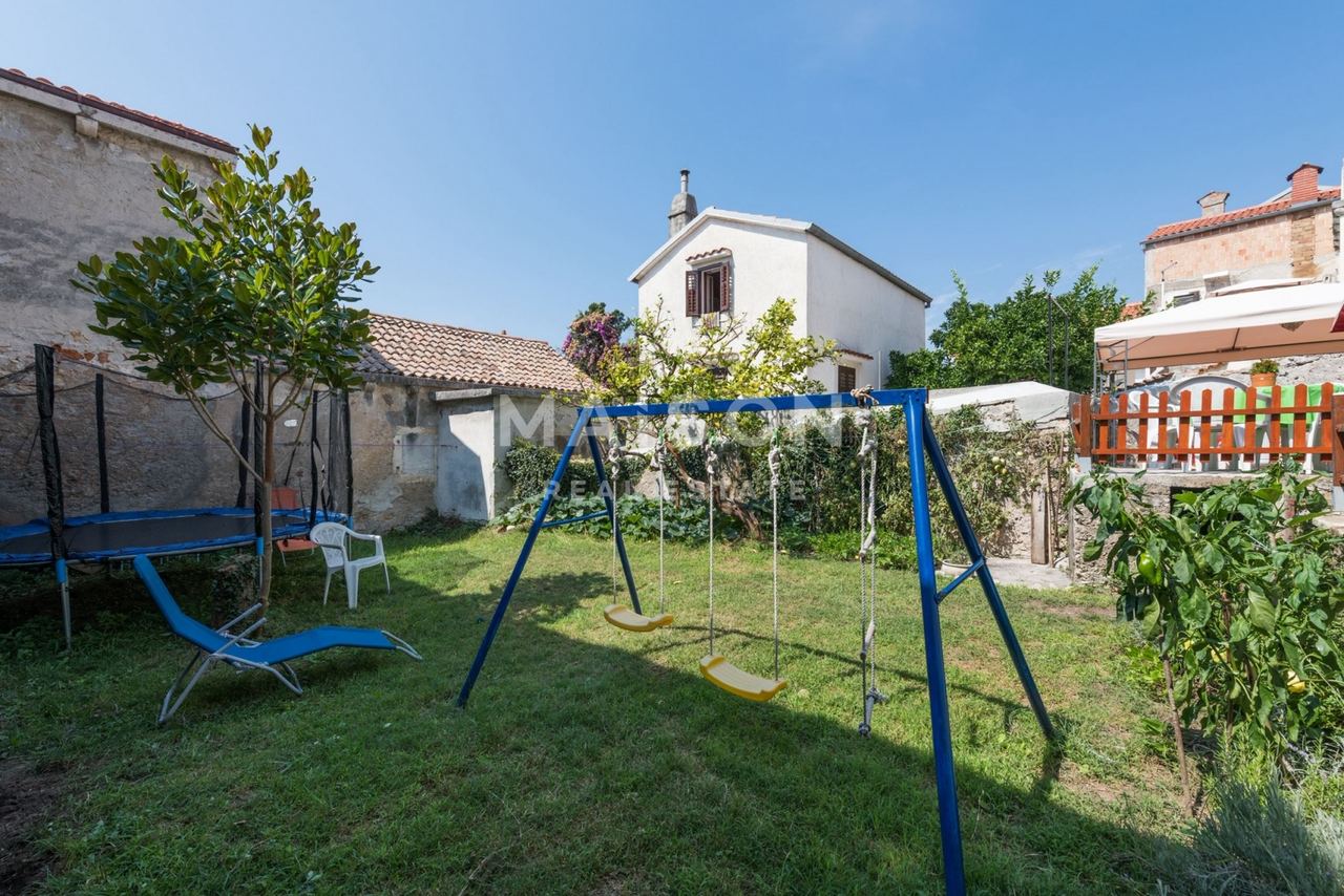 House u Mali Lošinju, 307m², 7 soba, slika 4