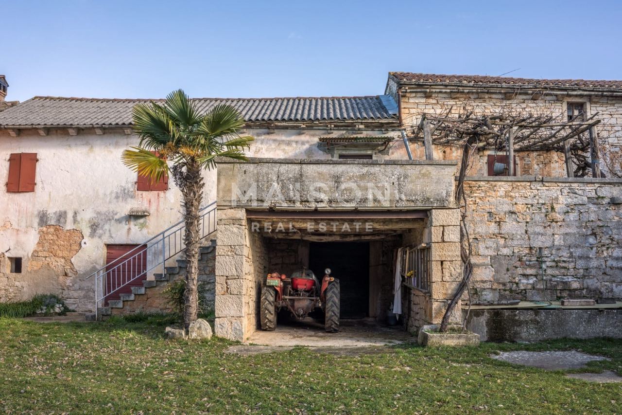 House u Žminju, 313.15m², slika 4