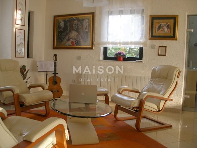 Casa u Malinskoj - Dubašnici, 300m², 7 soba, slika 5