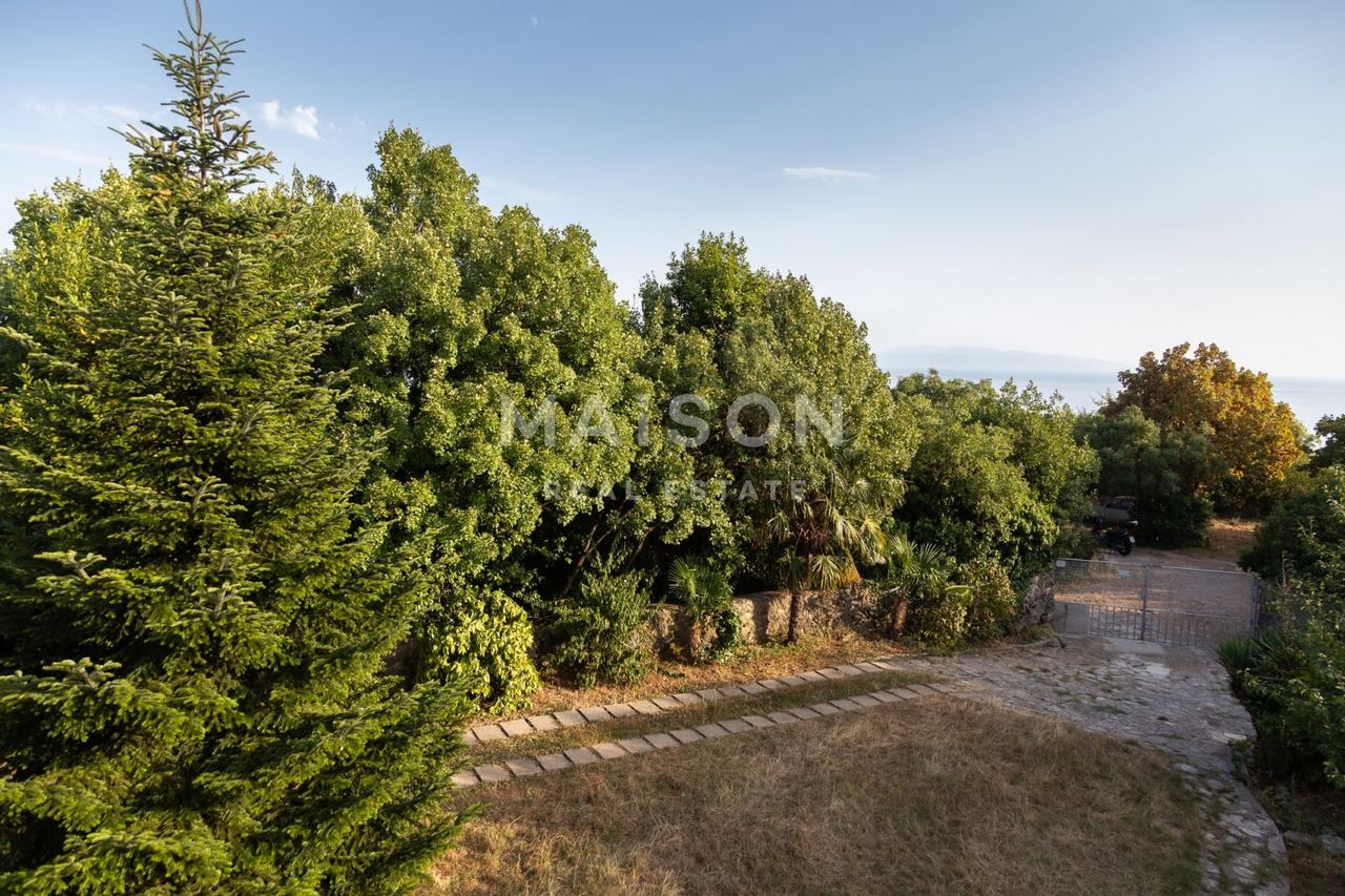 House u Rijeci, 220m², slika 4