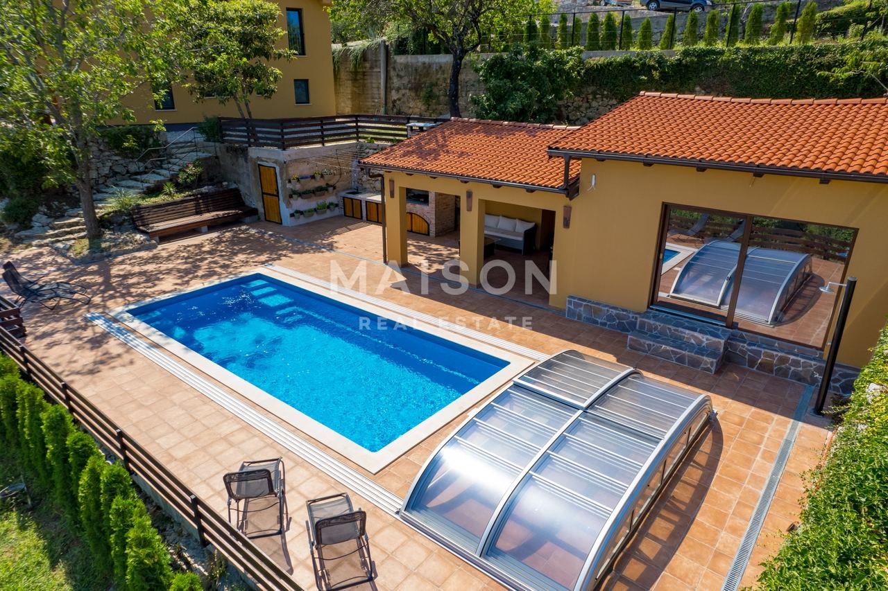 House u Opatiji, 300m², 4 sobe, slika 5