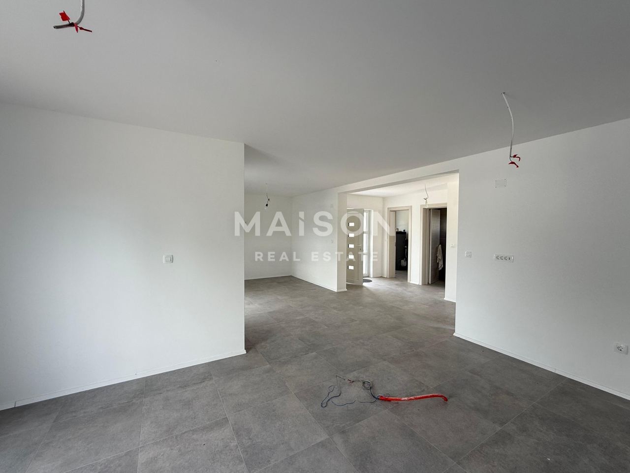 Haus u Dobrinju, 200m², 4 sobe, slika 3