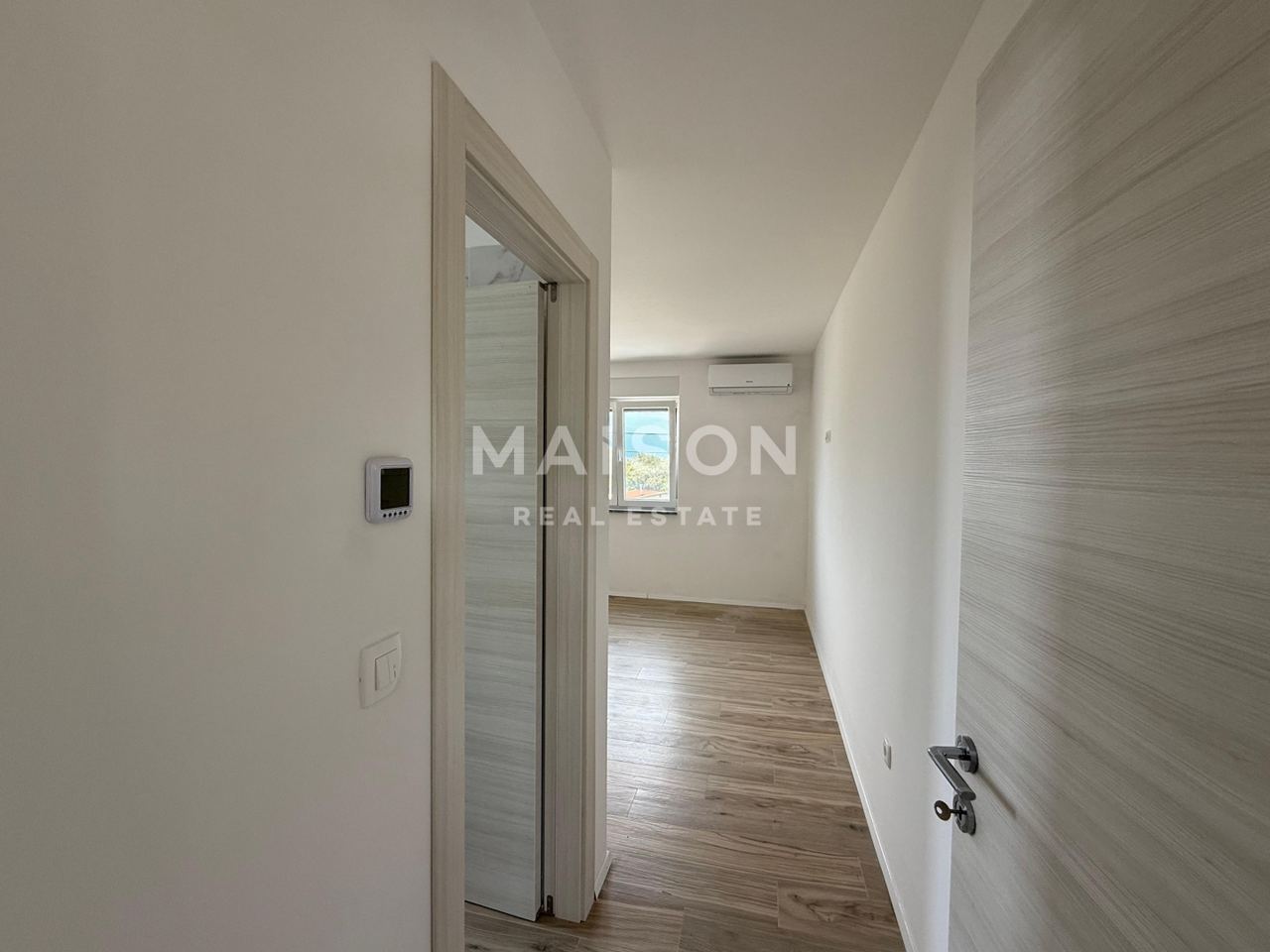 Haus u Dobrinju, 200m², 4 sobe, slika 5