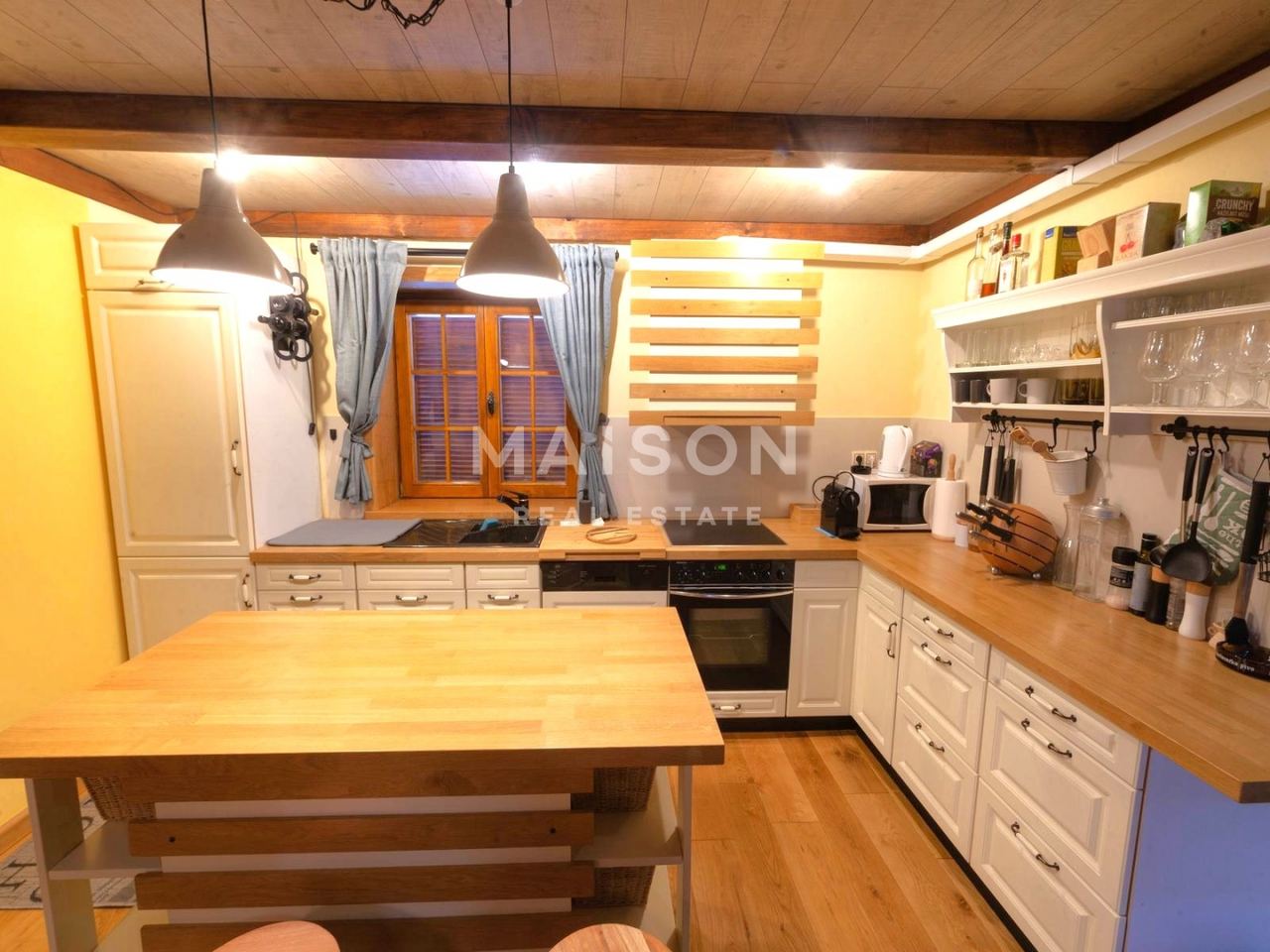 House u Ogulinu, 152m², 3 sobe, slika 5