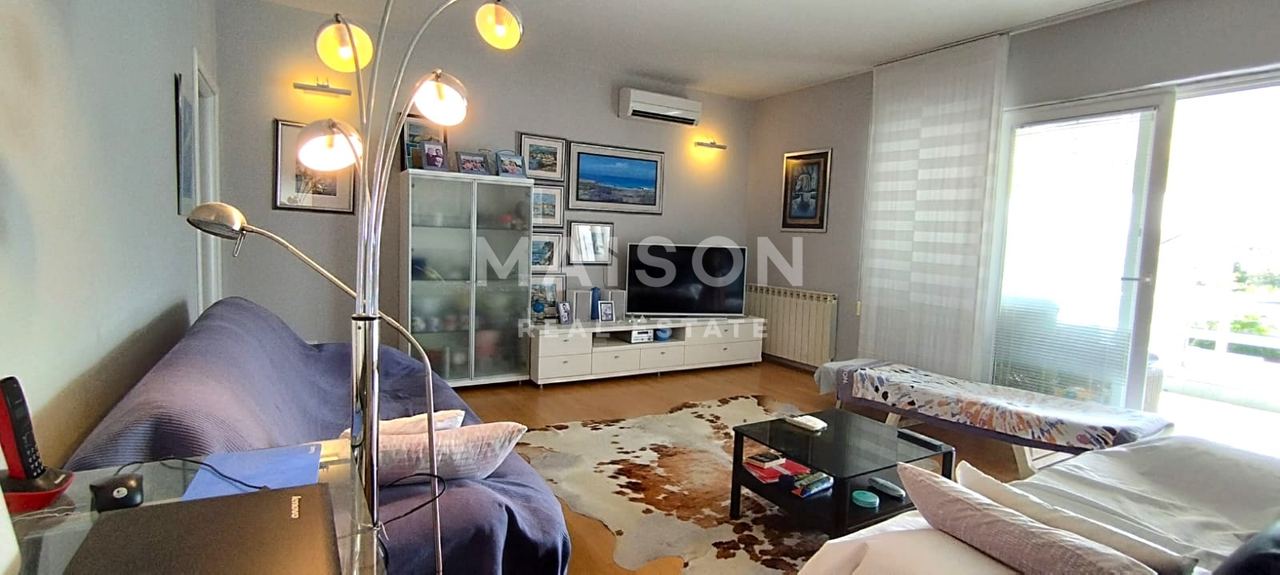 House u Krku, 280m², 7 soba