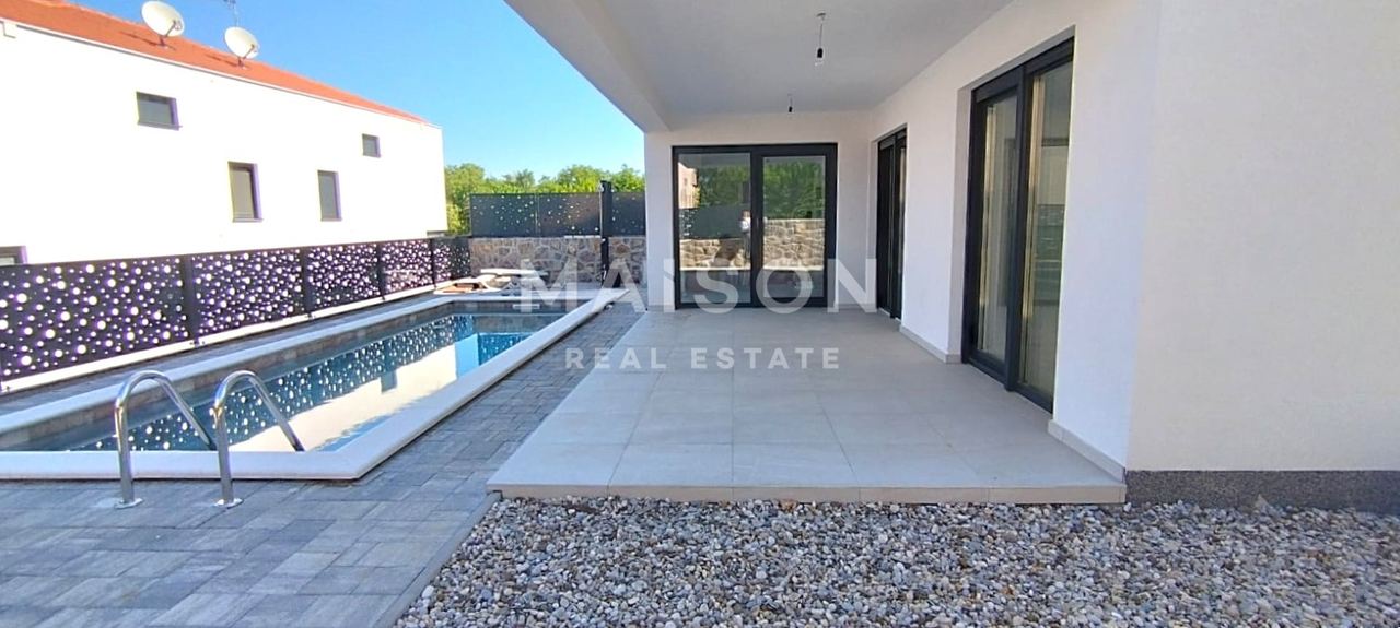 House u Malinskoj - Dubašnici, 170m², 4 sobe, slika 3