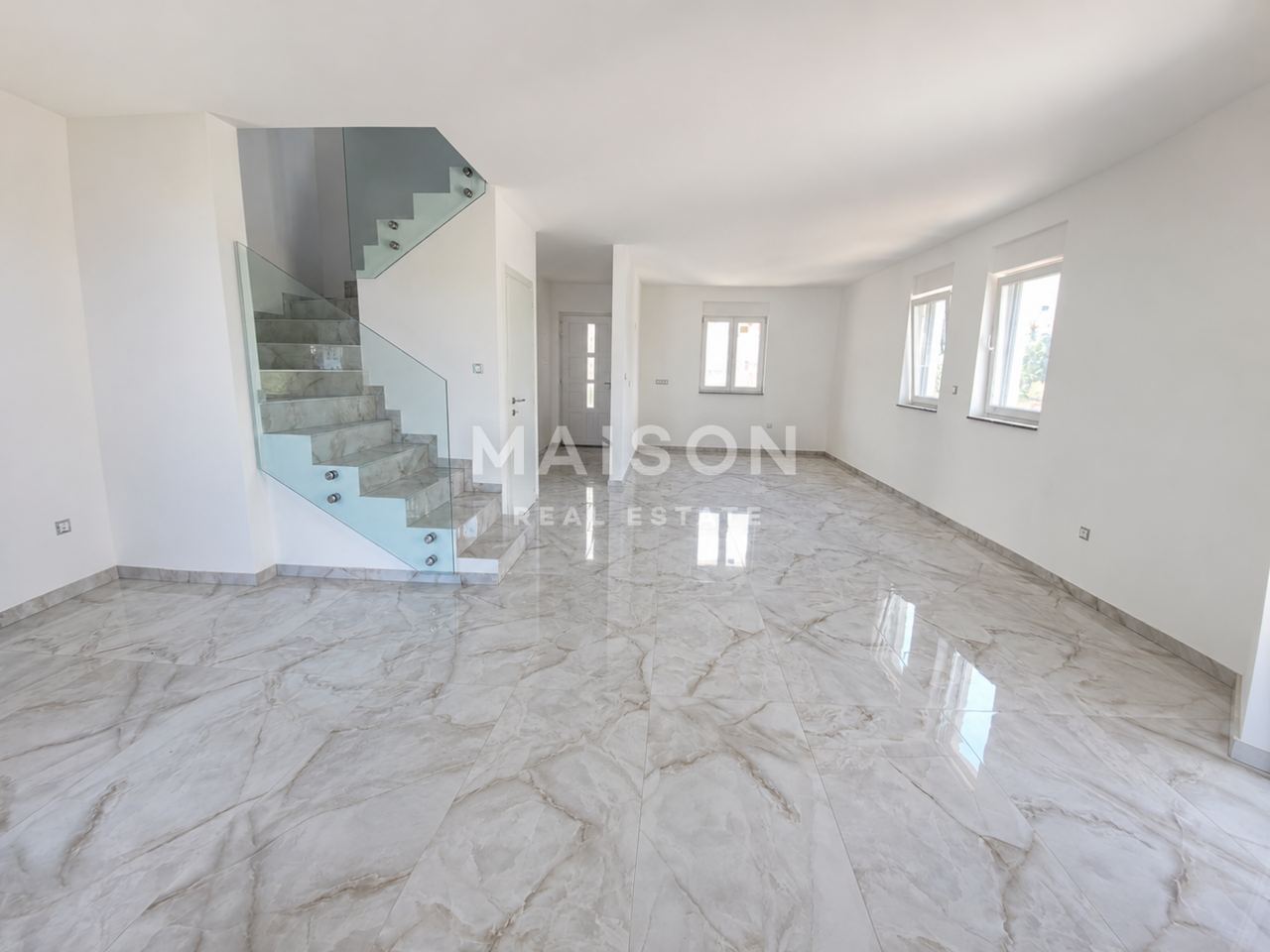 Kuća u Malinskoj - Dubašnici, 120m², 3 sobe, slika 2