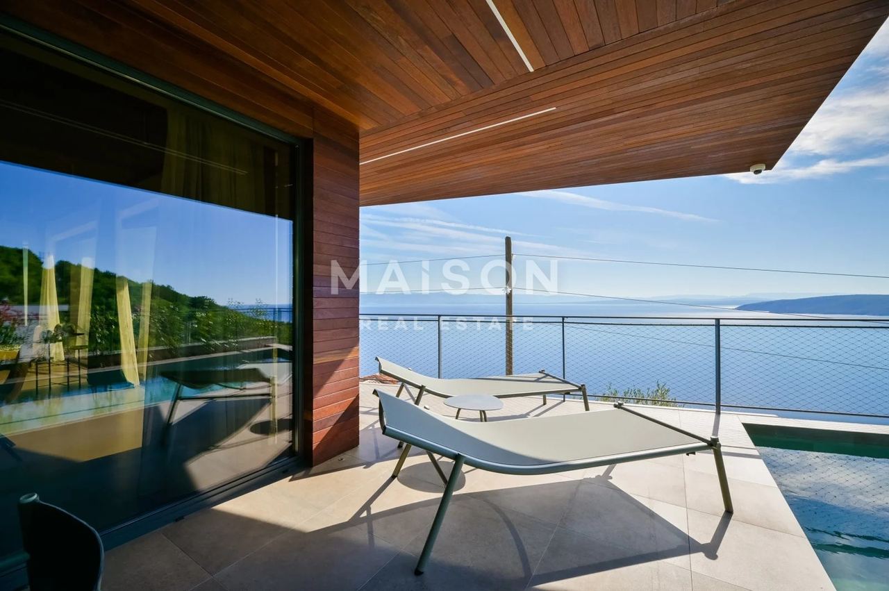 Casa u Mošćeničkoj Drazi, 560m², 5 soba, slika 2
