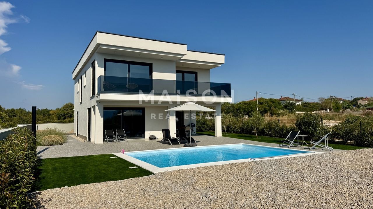 Kuća u Krku, 197m², 4 sobe