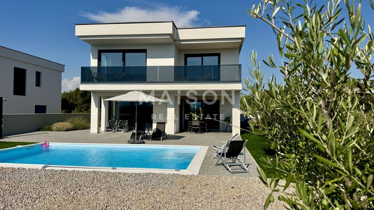 Haus u Krku, 197m², 4 sobe, slika 2