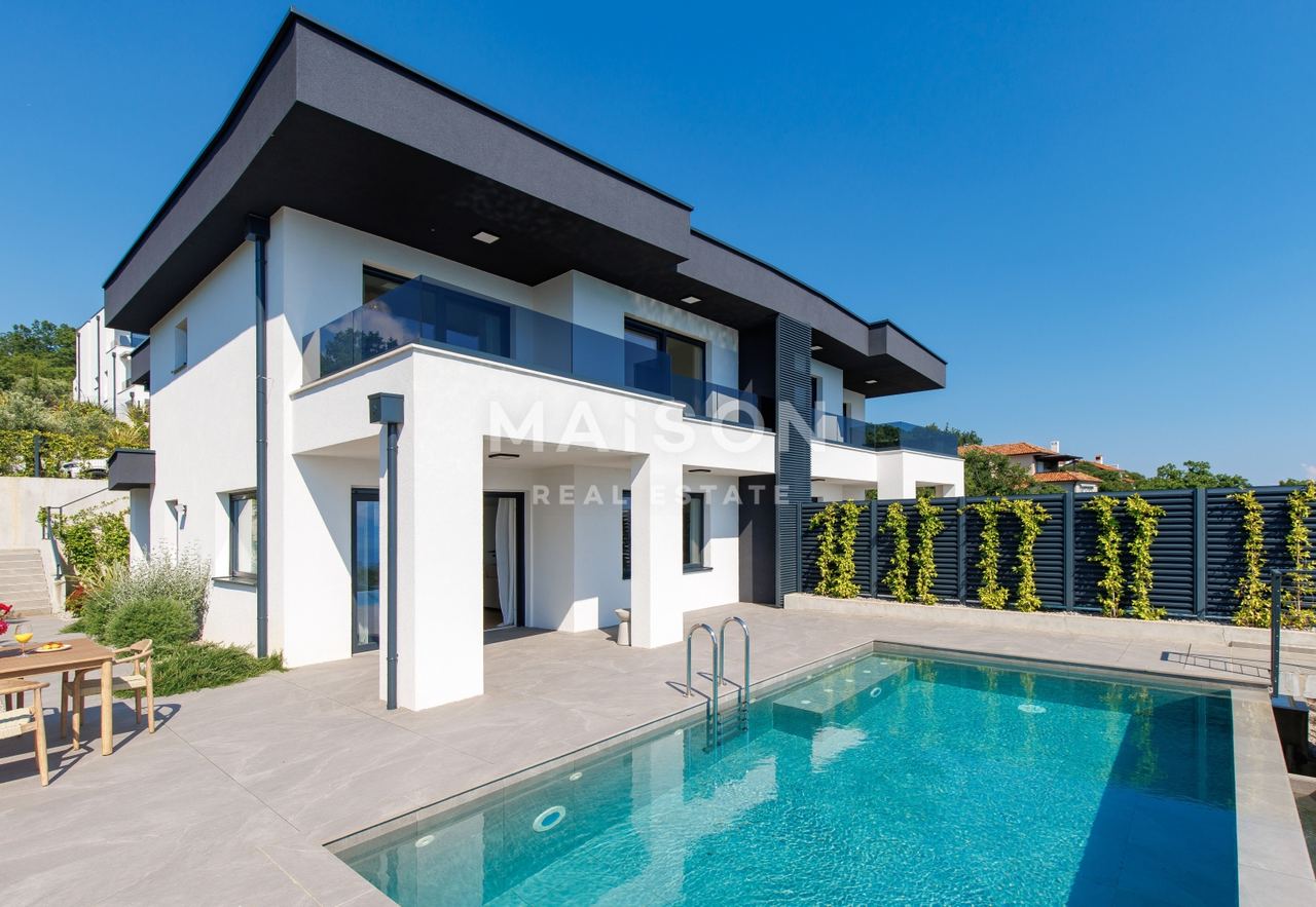 Casa u Kostreni, 204.64m², 3 sobe, slika 2