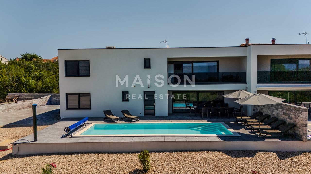 Kuća u Krku, 157.48m², 4 sobe