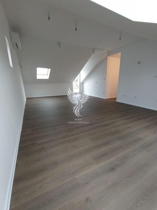 Stan u Splitu, 95.82m², 3 sobe