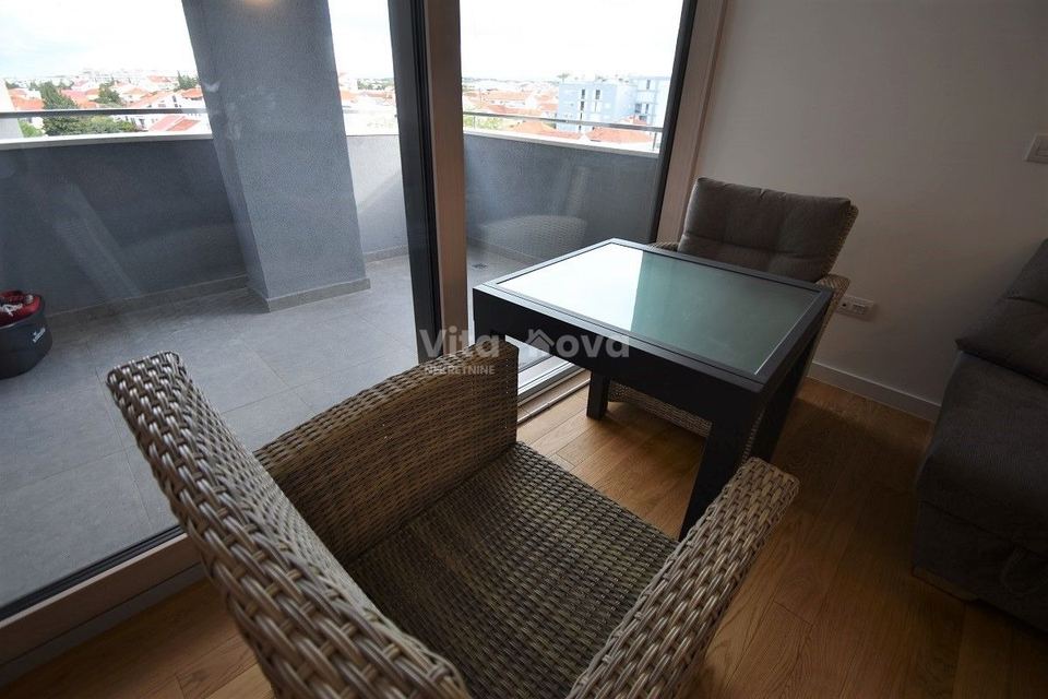 Apartment u Zadru, 75m², 2 sobe