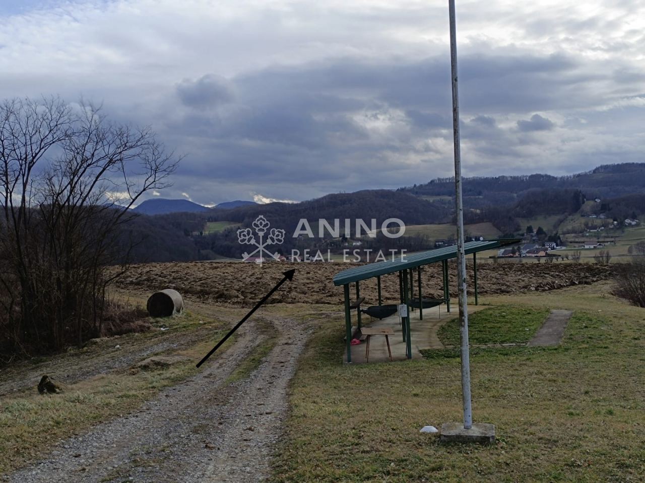 Grundstück u Zagorskoj Seli, 2701m²